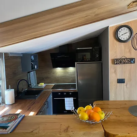 Grey شقة ماندري